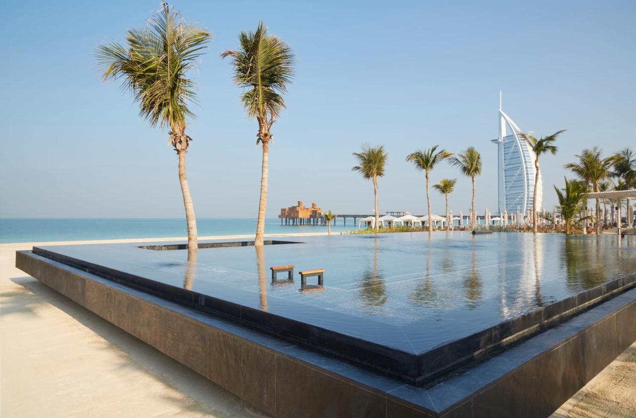 Jumeirah Dar Al Masyaf Dubai Dış mekan fotoğraf The pool at Jumeirah Beach Hotel